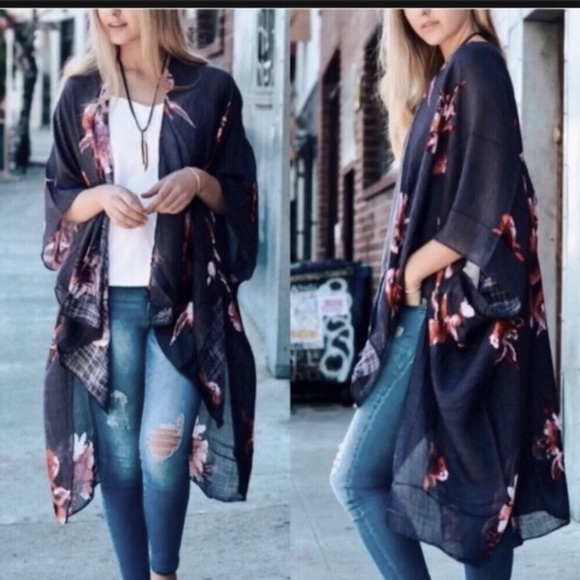 Other - New! Gray Floral Kimono